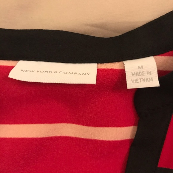 Blouse - Picture 2 of 3